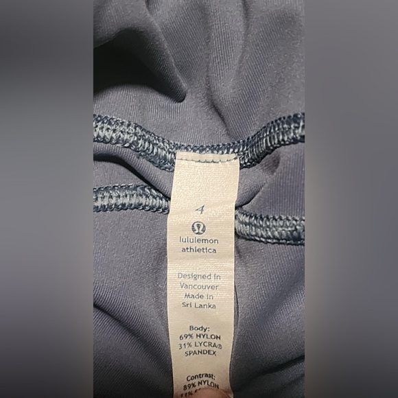Lululemon Women’s Size 4 Cool To The Street Crop Blue Leggings EUC - Picture 4 of 6